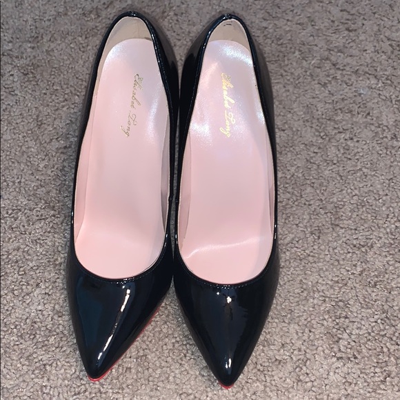 Louboutin dupe red bottom heels - Picture 3 of 3